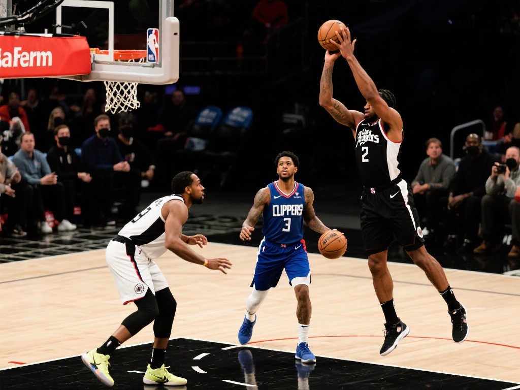 惊艳亮相！本·西蒙斯重焕光芒，快艇冠军之路更近一步？