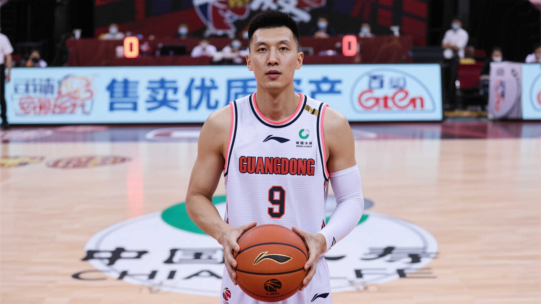 资金困局下北控瞄准国手后卫,赵继伟成网友猜测焦点 资金困局下北控瞄准国手后卫,赵继伟成网友猜测焦点